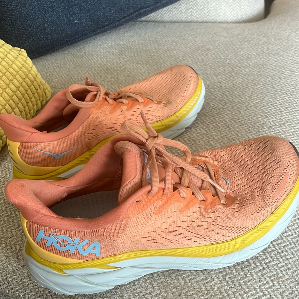 HOKA ONE ONE